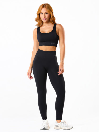 TOP SEAMLESS ESSENTIAL  PRETO