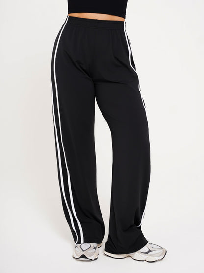 CALÇA WIDE MESH PRETO COM BRANCO