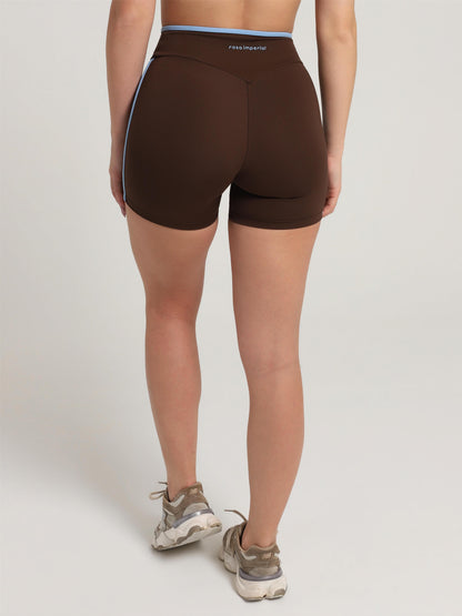 SHORT CONTRAST BROWN COM AZUL SKY