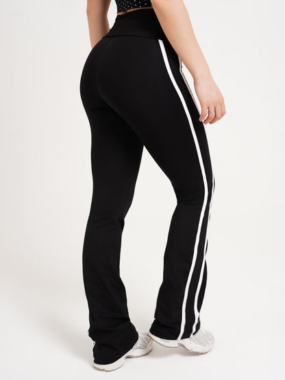 CALÇA FLARE FOLD DUO PRETO COM BRANCO