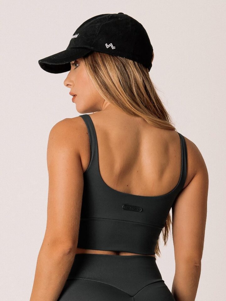 Alternative view of Top Maxi Storm