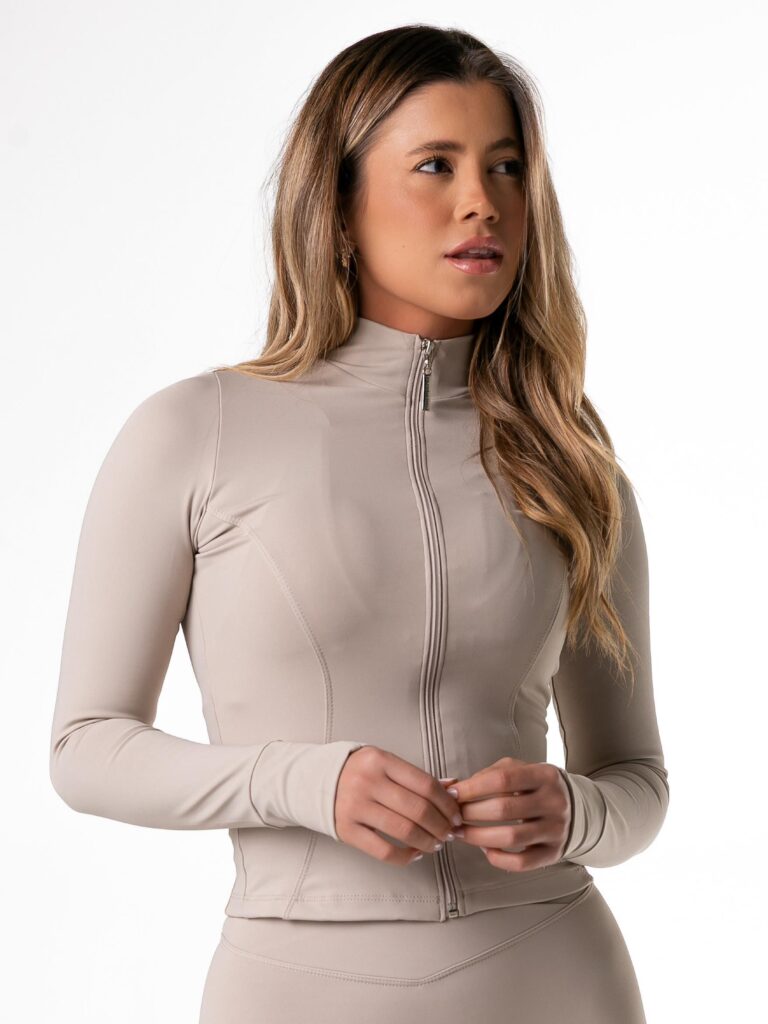 Jaqueta Curve Chantilly