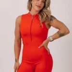 Macaquinho Running Red Sunset