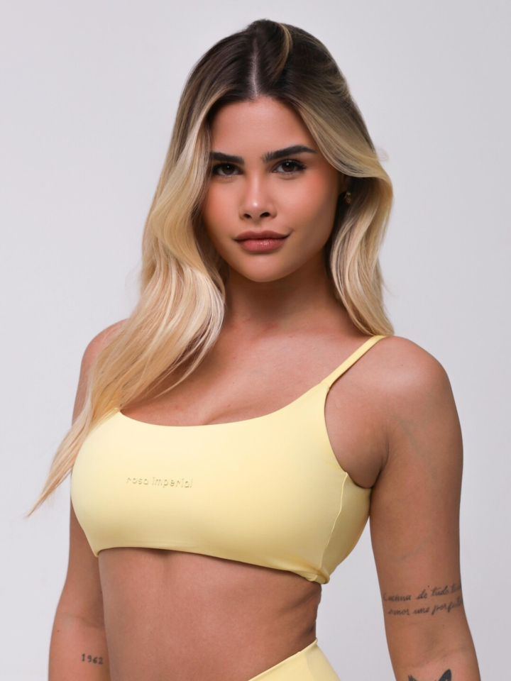 Top New Basic  Amarelo Butter