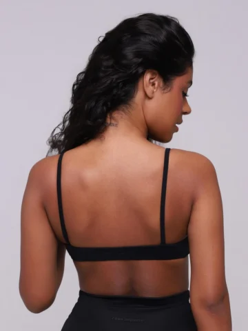 Alternative view of Top Speed Preto