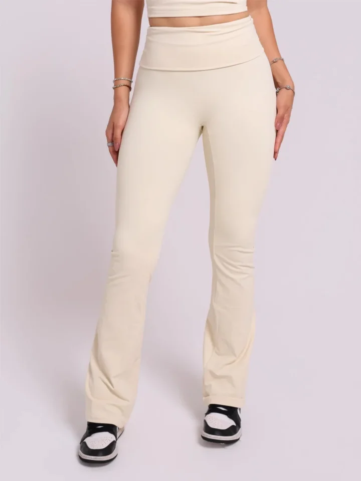 Calça Flare Fold Baunilha