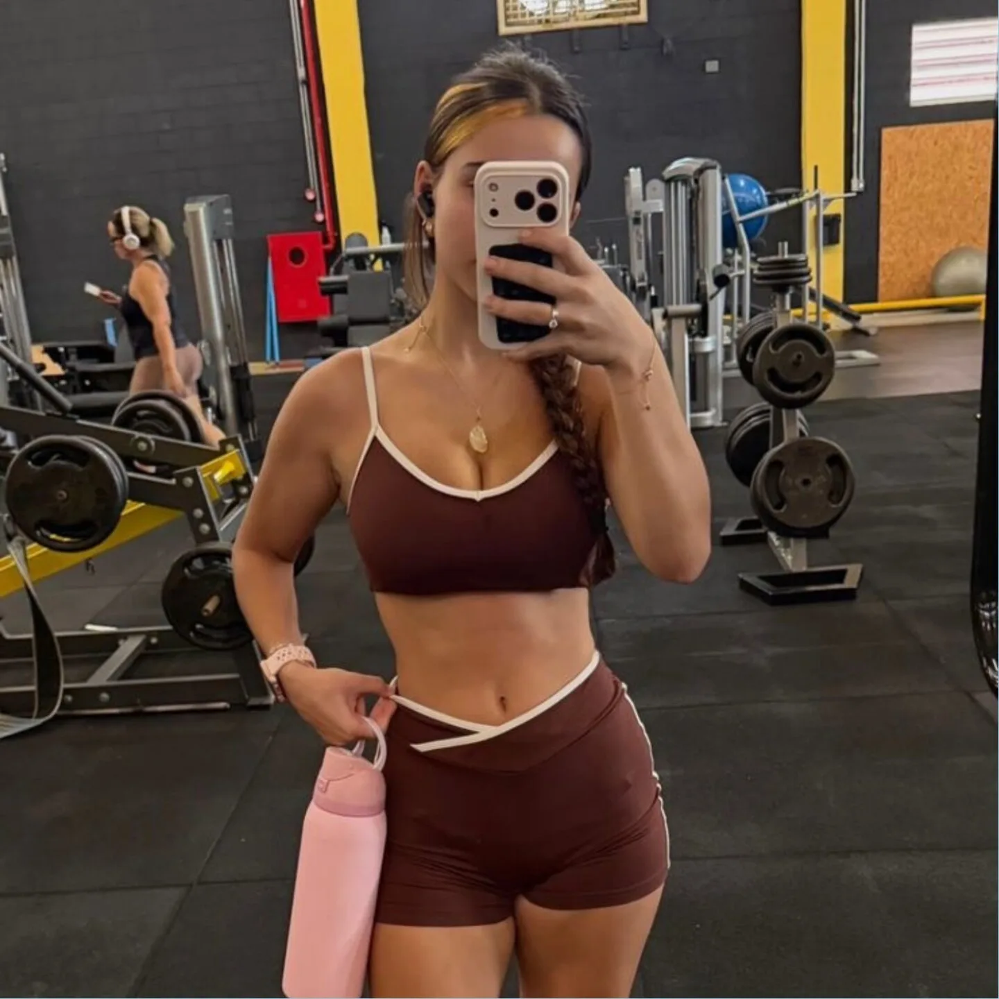 7(28)