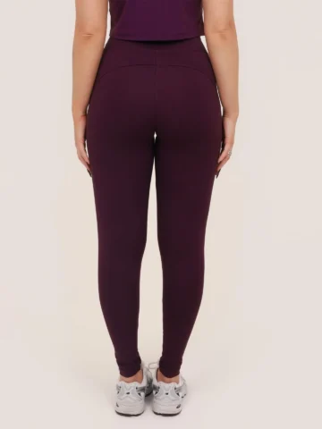 Alternative view of Legging Court Wine